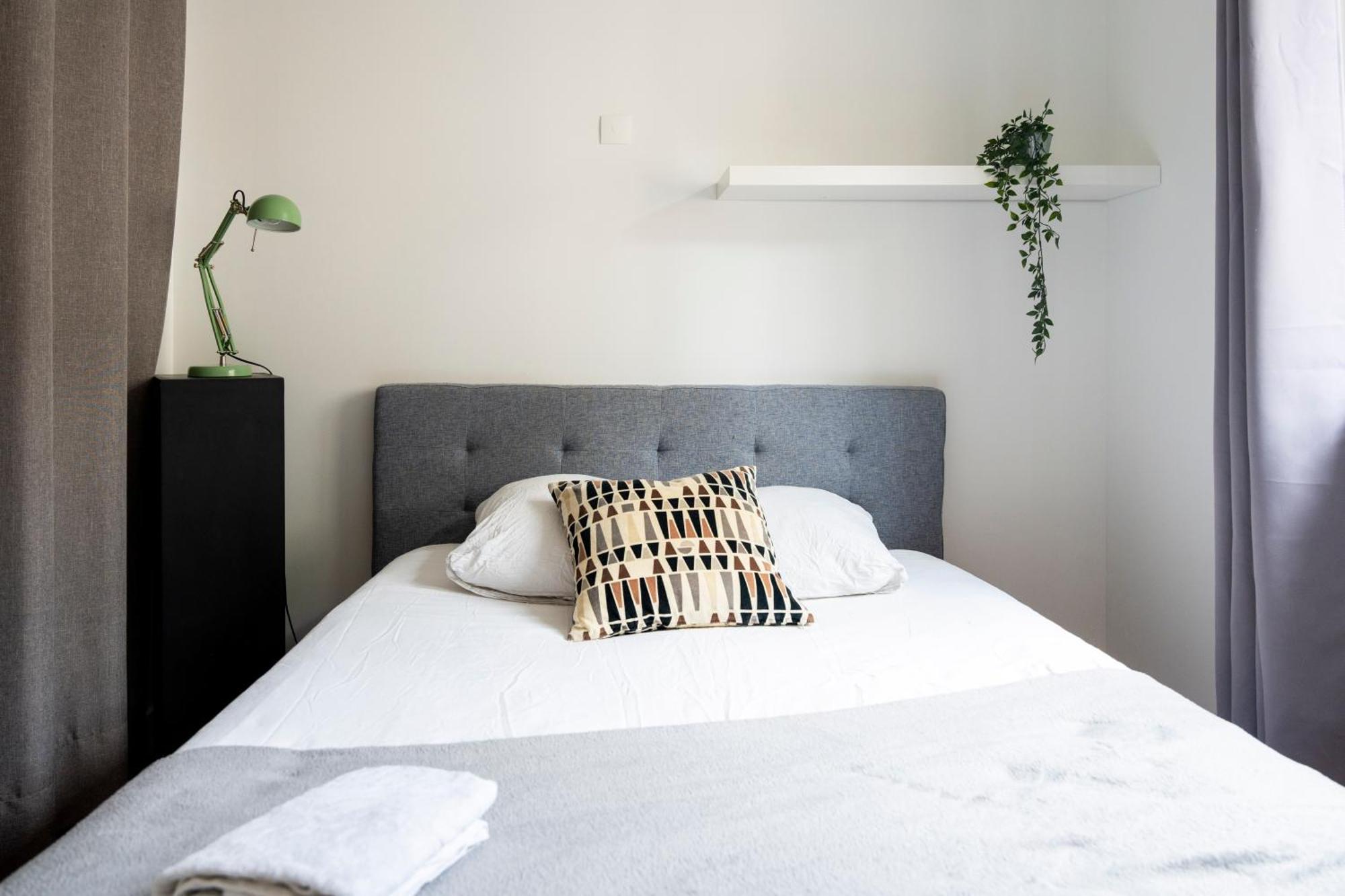 Charmant Appartement 4 Personnes En Centre-Ville Caen Luaran gambar