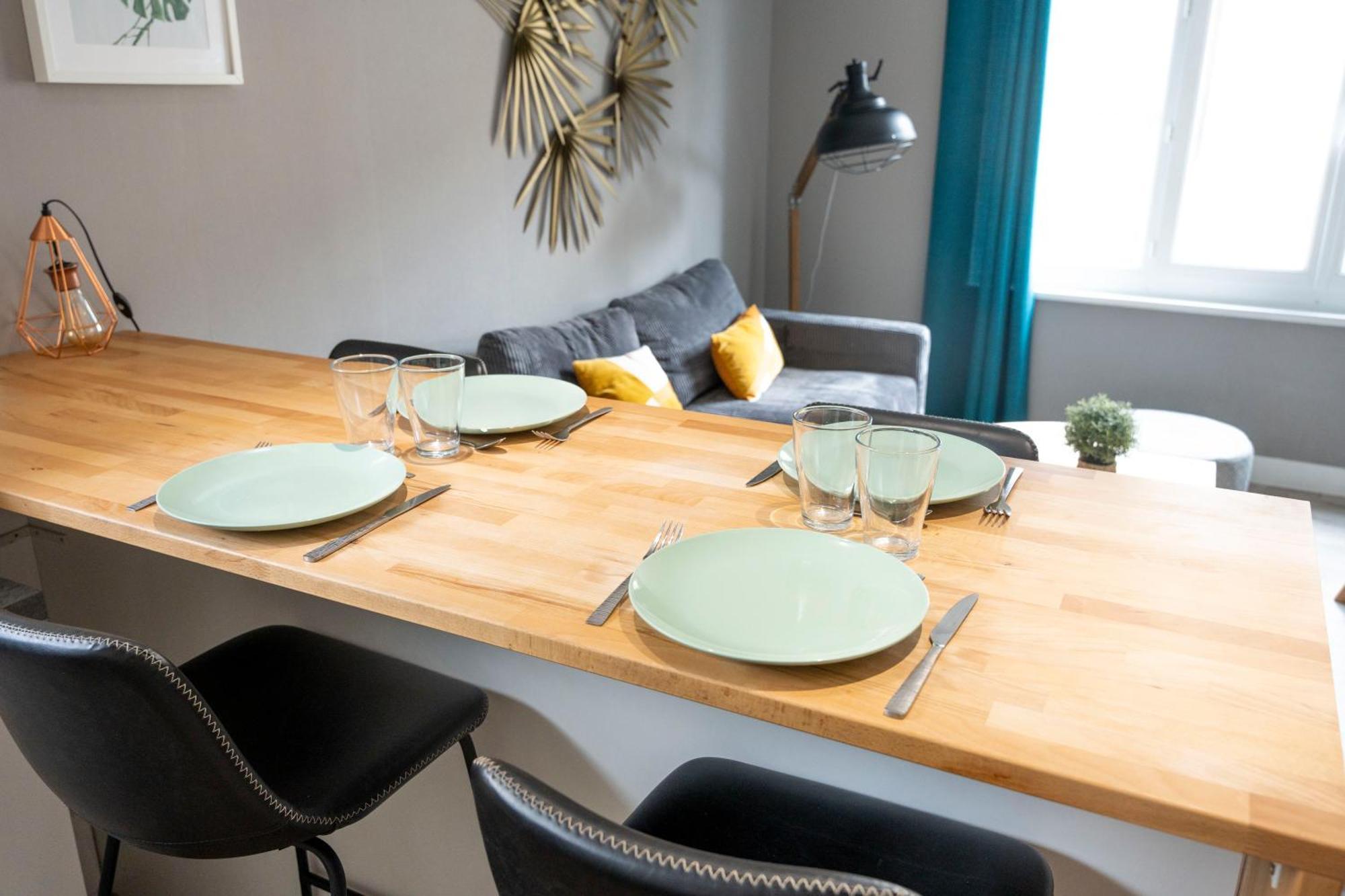 Charmant Appartement 4 Personnes En Centre-Ville Caen Luaran gambar
